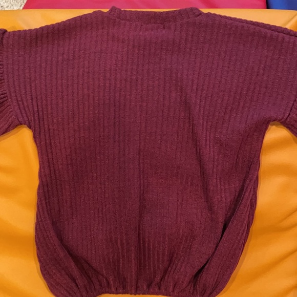 Oversized Reverie Threads sweater - Picture 4 of 4